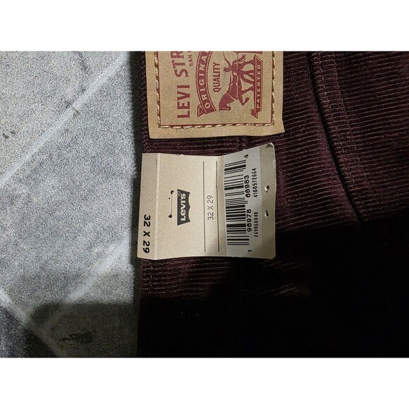 New Levi's Women's High Waisted Mom Jeans Corduroy Burgandy Pants 32x29 - Picture 6 of 8